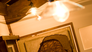 ビストロ萬那店内03