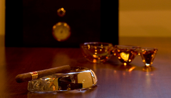 ビストロ萬那店内04